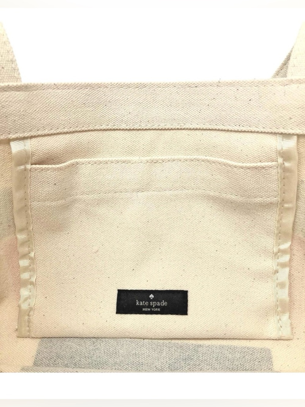 ❌SOLD❌ kate spade Cream Canvas Tote with Pink and Blue Book Stack Print - Picture 6 of 10